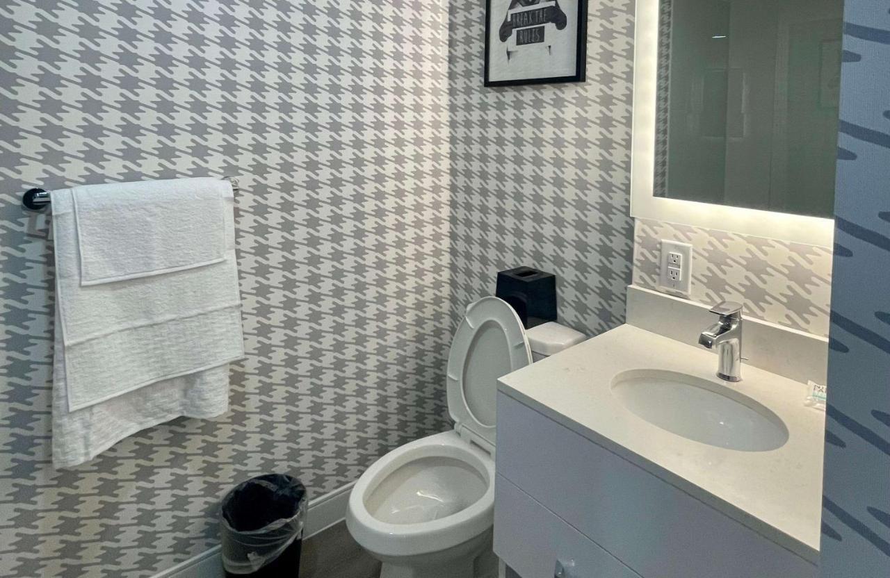Superior Shores Hotel, BW Signature Collection Thunder Bay Bagian luar foto
